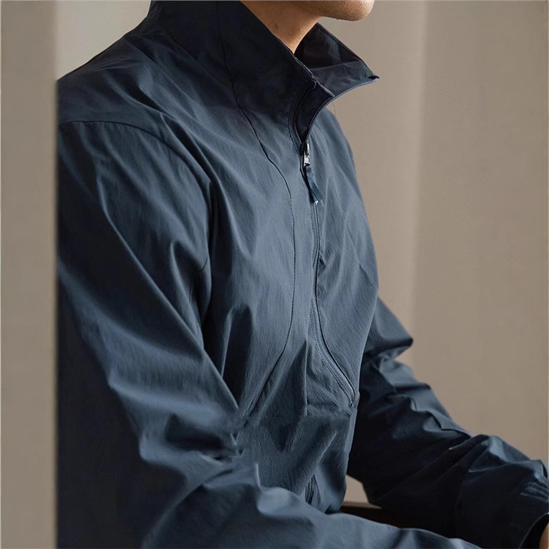 Giacche da trekking autunnali  - Outdoor Adventure Windbreaker recensione e prezzo